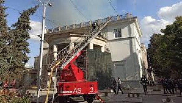 S-au colectat peste 1 000 000 de lei pentru reconstrucția Filarmonicii Naționale